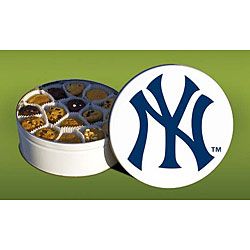 Mrs. Fields New York Yankees 96 Nibbler Cookies Tin