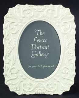 Lenox China Georgian Collection (Giftware) Frame Holds 5 X 7, Fine China Dinne
