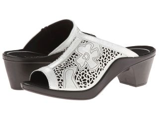 Romika Mokassetta 275 Womens 1 2 inch heel Shoes (Silver)