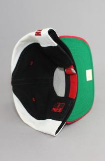 123STRAPBACKS Miami Heat Strapback HatBlackWhiteRed