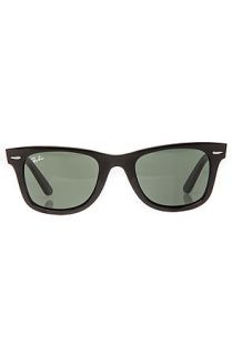 Ray Ban Sunglasses Wayfarer Glossy Plastic Framed Tinted Black