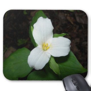 White Trillium Flower mousepad