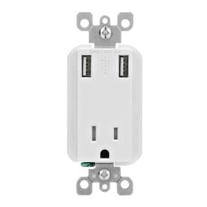 Leviton 15 Amp Tamper Resistant Combo Outlet/USB Charger White R02 T5630 00W