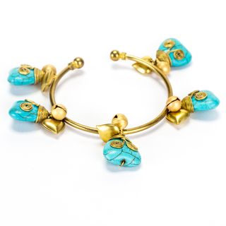 Goldtone Turquoise Heart Bracelet (Thailand) Bracelets
