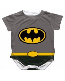 Handmade Batman Onesie   Cape Designed on Back   Size 12 18 Months Clothing