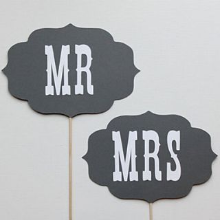 MRMRS Vintage Wedding Banner Photo Booth Props Party Decoration (String Not Included)
