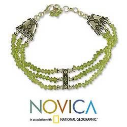 Sterling Silver 'Fresh Green' Peridot Beaded Bracelet (India) Novica Bracelets