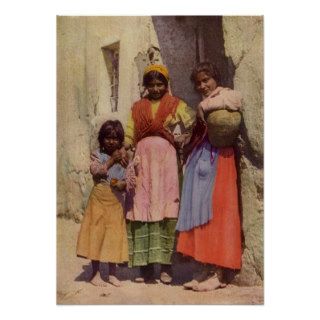 Spanish Gypsy Girls, Vintage 1917 Print
