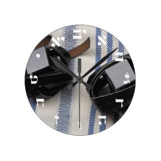 Tallis   Tefillin   Hebrew Block Lettering Clock