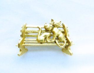 AJC Co. Gold   Plated Cats on a Park Bench Pin Brooch Jewelry