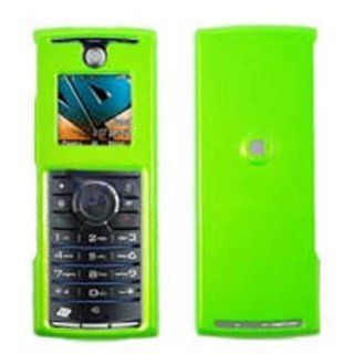 Hard Plastic Snap on Cover Fits Motorola I425 Solid Neon Green Boost Mobile Cell Phones & Accessories