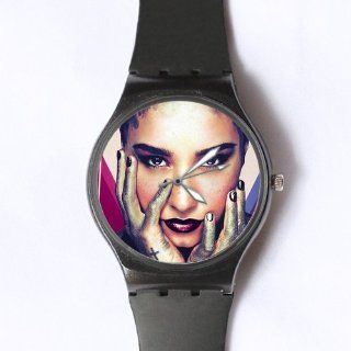 Custom Demi Lovato Watches Classic Photo Black Watch WXW 1505 Watches