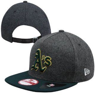 Oakland Athletic hats  New Era Oakland Athletics Classic Melt Adjustable Hat   Charcoal  Sports Fan Baseball Caps  Sports & Outdoors