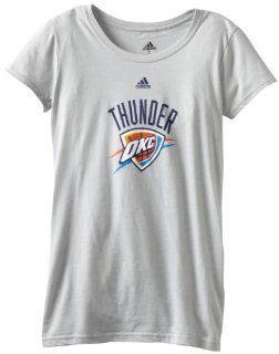NBA Oklahoma City Thunder Center Logo Women's T Shirt, Medium, Light Ash Heathered  Sports Fan T Shirts  Sports & Outdoors