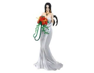 POP Boa Hancock in Wedding Dress One Piece Miniature Figurine Toys & Games