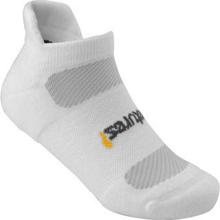 FEETURES High Performance Light Cushion No Show Socks   Size Small, White