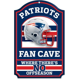 Wincraft New England Patriots Fan Cave 11x17 Wooden Sign (05801010)