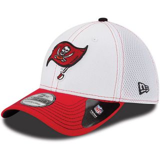 NEW ERA Mens Tampa Bay Buccaneers 39THIRTY Blitz Neo Stretch Fit Cap   Size