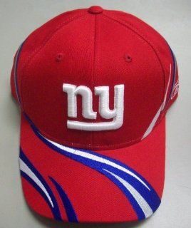 New York Giants Velcro Strap Hat by Reebok N568Z  Sports Fan Baseball Caps  Sports & Outdoors