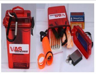 VAS Fire Box   Emergency Fire Starting Kit in a Waterproof Case Sports & Outdoors