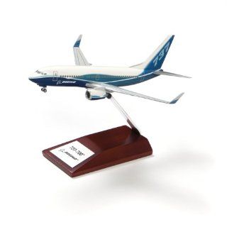 737 700 Snap Together Model with Wood Base 