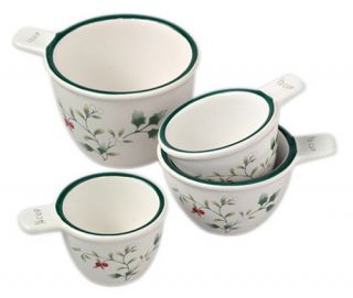 Pfaltzgraff Winterberry Measuring Cup Set   Measuring Cups & Spoons