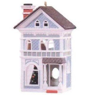 Holiday Home Nostalgic Houses & Shops 7th in Series 1990 Hallmark Ornament QX4696   Decorative Hanging Ornaments
