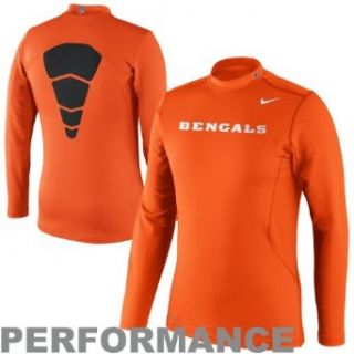 NIKE Men's Cincinnati Bengals Pro Combat Hyperwarm Dri FIT Long Sleeve Mock 2 Shirt   Size Large, at  Mens Clothing store