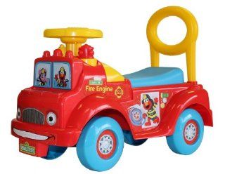 Tek Nek Sesame Street Fire Engine Toys & Games