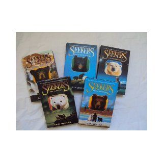 Seekers The Quest Begins / Great Bear Lake / Smoke Mountain / the Last Wilderness / Fire in the Sky (5 Volumes set) Erin Hunter 9781484015674 Books