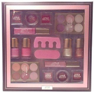 Petite Treats Sugar Sugar Sparkly Pinks Whites Browns Reds Children's Play Makeup Large deluxe Gift Set Great for Girls Birthday Party Favor Contains 4 Square Lip Pots 2 Round Lip Pots 2 Lip Gloss Wands 2 Eyeshadow Palette 4 Nail Polish 1 Toesie 1 File