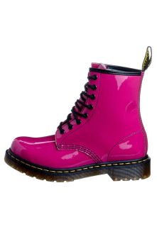 Dr. Martens Lace up boots   pink