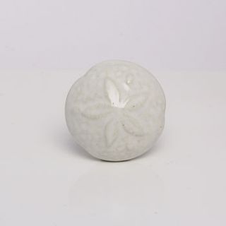 white ceramic caribbean flower knob by trinca ferro
