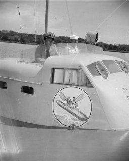 1940 June 19. New Mosquito Boat gets a tryout. Washington, D.C., June 19. The f6  