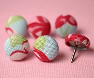 fabric covered push pins by hollie lollie