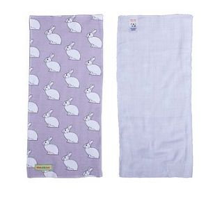 organic snowy the bunny print burp cloth by ava and luc