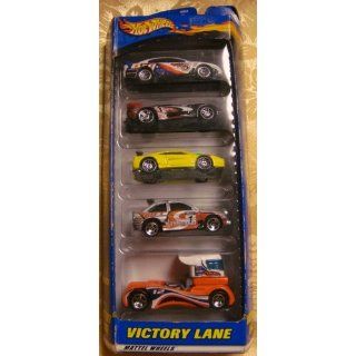Hot Wheels 5 Car Gift Pack (Styles May Vary) Toys & Games