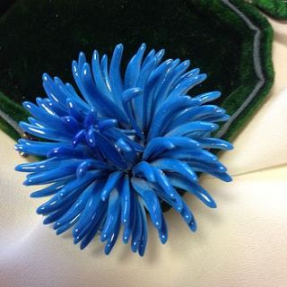 vintage chrysanthemum brooch by iamia