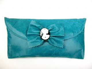 italian leather cameo clutch purse by coco barclay