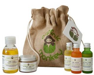 nourish, relieve and protect gift set by organic monkey