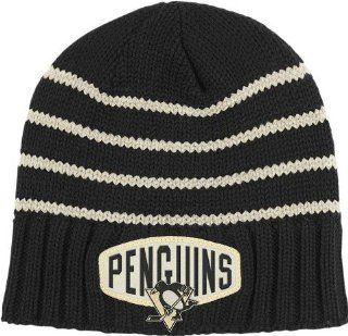 Pittsburgh Penguins Reebok Retro Felt Logo Cuffless Knit Hat  Sports Fan Beanies  Sports & Outdoors