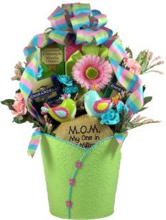 Gift Basket Village Gift Basket for Mom, My One In A Million Mom  Grocery & Gourmet Food