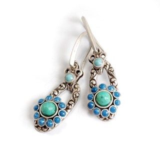 Sweet Romance Silvertone Turquoise Glass and Blue Enamel Oval Earrings Sweet Romance Fashion Earrings