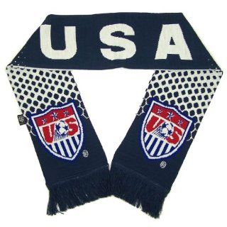 Official Team USA 2014 Soccer Scarf  Sports & Outdoors