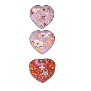 brand new pink heart shaped plates by fifty one percent