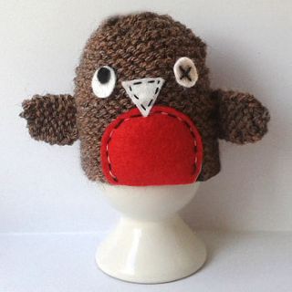 wonky robin egg cosy craft kit by gift horse knit kits