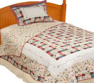 Country Living Sharon 100Cotton Twin Quilt & Sham Set —