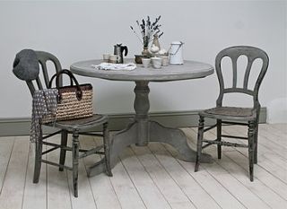distressed painted pine pedestal table by distressed but not forsaken