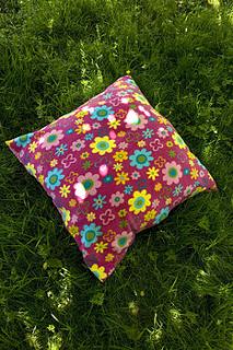 large pink daisy cushion by flugs