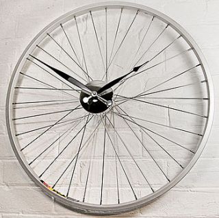 bicycle wheel clock 57cm black by vyconic